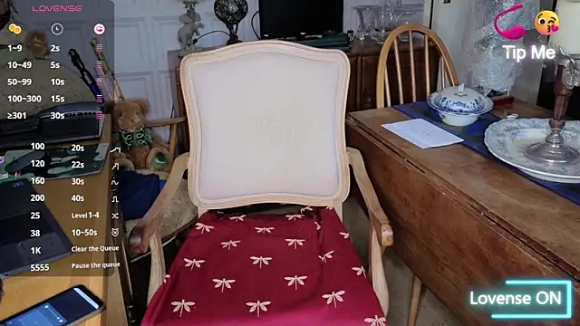 Adamdaddybear online show from December 2025 02:51:01 PM