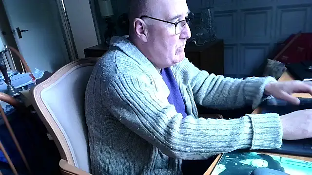 Adamdaddybear online show from February 2025 01:55:02 PM