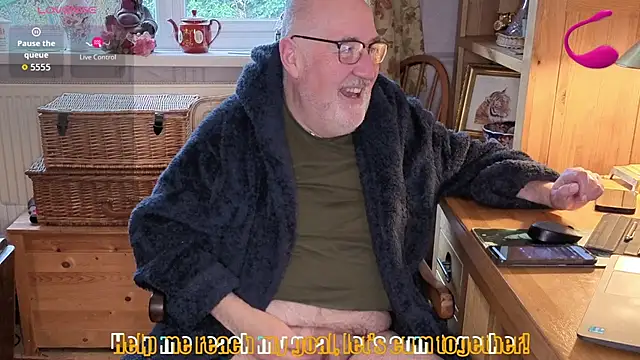 Adamdaddybear online show from February 2026 09:07:02 AM