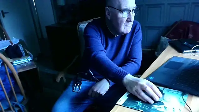 Adamdaddybear online show from February 2025 12:49:02 PM