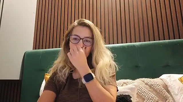 SukyGirl online show from November 2025 11:03:02 AM