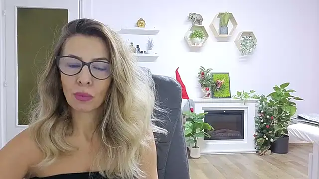 SukyGirl online show from November 2025 09:20:02 AM