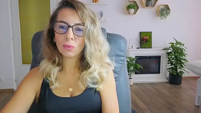 SukyGirl online show from October 2025 07:51:02 AM