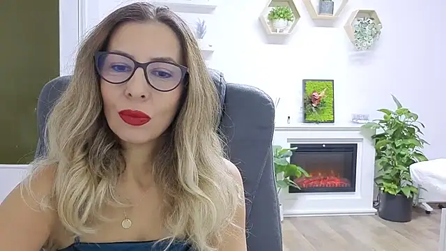 SukyGirl online show from November 2025 08:19:01 AM