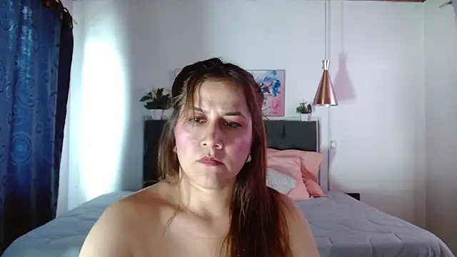Snapshot of Amelidijon_ chatting on December 2024 04:28:02 PM Amelidijon online show from December 2024 04:28:02 PM