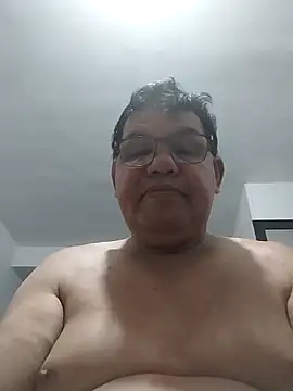 Snapshot of catatunboculion chatting on June 2026 08:44:02 AM catatunboculion online show from June 2026 08:44:02 AM