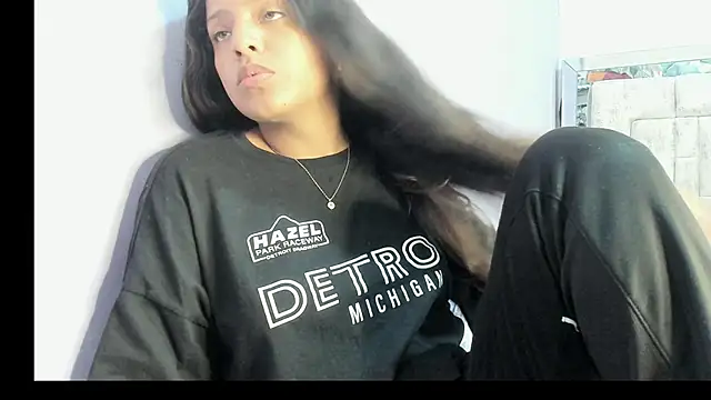 ReisheII Andersom online show from November 2025 11:41:02 PM