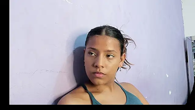 ReisheII Andersom online show from December 2025 12:46:01 AM