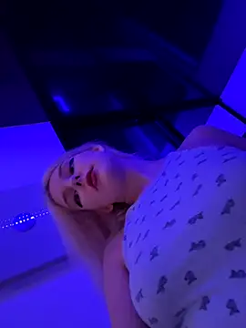 XMelissaX online show from December 2025 07:57:02 PM