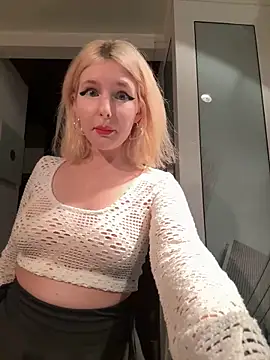 XMelissaX online show from November 2025 08:20:02 PM