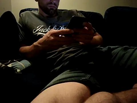 Snapshot of mikhael999 chatting on June 2026 08:58:02 PM mikhael999 online show from June 2026 08:58:02 PM