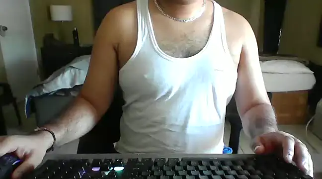 Snapshot of cryptoman1119 chatting on January 2025 06:31:01 PM cryptoman1119 online show from January 2025 06:31:01 PM