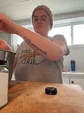 Sweetleeahxx online show from March 2026 12:38:01 PM