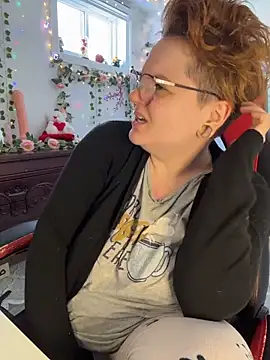 Sweetleeahxx online show from March 2026 12:28:02 PM