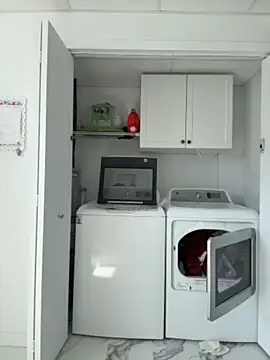 Sweetleeahxx online show from April 2026 02:31:01 PM