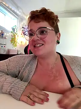 Sweetleeahxx online show from October 2025 01:25:01 PM