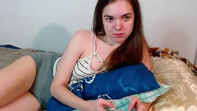 SallyMkn online show from October 2025 04:09:01 PM