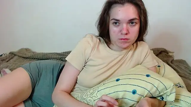 Snapshot of SallyMkn chatting on November 2025 02:21:01 PM SallyMkn online show from November 2025 02:21:01 PM