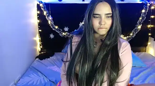 Miapeyton online show from December 2024 08:58:02 PM