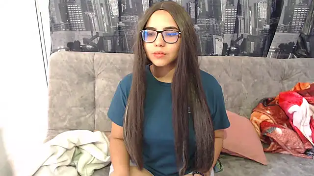 Miapeyton online show from January 2025 03:37:01 PM