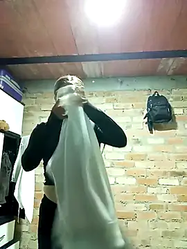 Sara Brownx online show from April 2026 11:39:02 PM