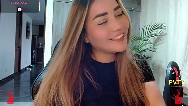 Lucia star   online show from February 2026 10:31:02 PM