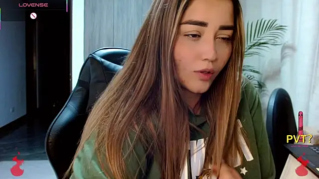 Lucia star   online show from February 2026 11:49:02 PM