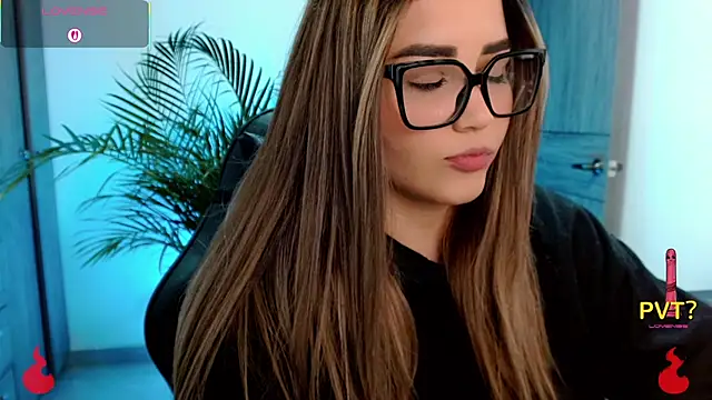 Lucia star   online show from March 2026 01:06:01 AM