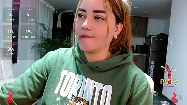 Lucia star   online show from November 2025 01:20:01 AM