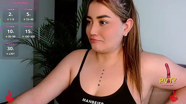 Snapshot of Lucia_star__ chatting on October 2025 08:50:02 PM Lucia star   online show from October 2025 08:50:02 PM