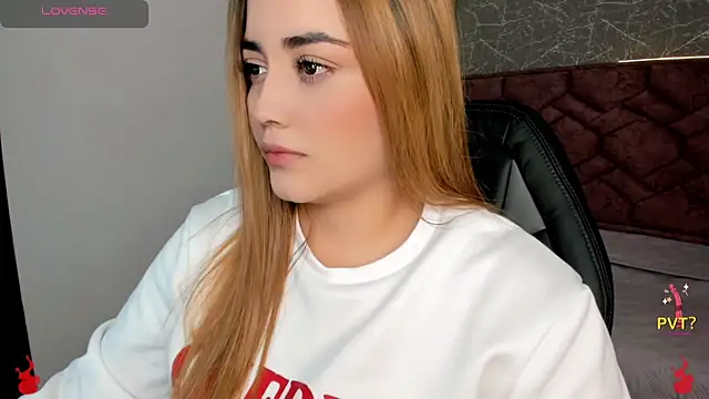 Snapshot of Lucia_star__ chatting on January 2025 11:45:02 AM Lucia star   online show from January 2025 11:45:02 AM