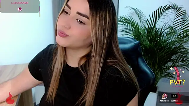 Lucia star   online show from April 2026 02:29:02 PM