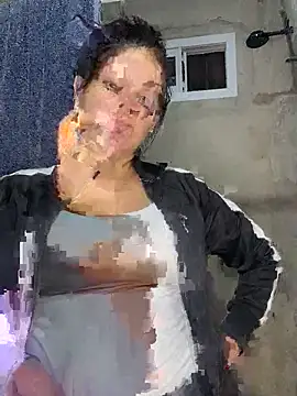 Snapshot of Romax2 chatting on February 2025 03:42:01 AM Romax2 online show from February 2025 03:42:01 AM