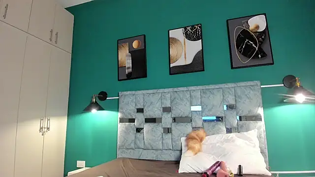 Snapshot of MAVIE_IVANOVA chatting on February 2026 12:15:01 PM MAVIE IVANOVA online show from February 2026 12:15:01 PM