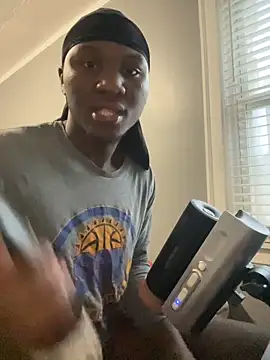 Festivitiesking1 online show from November 2025 01:01:01 PM