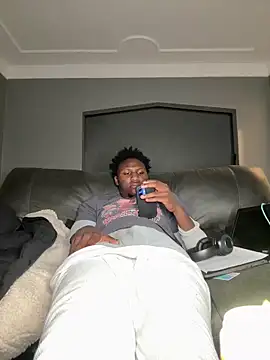 Festivitiesking1 online show from November 2025 01:21:01 AM