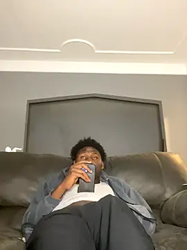 Festivitiesking1 online show from November 2025 11:30:02 PM