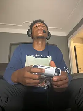 Snapshot of Festivitiesking1 chatting on October 2025 10:31:02 PM Festivitiesking1 online show from October 2025 10:31:02 PM