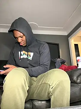 Festivitiesking1 online show from November 2025 01:17:01 PM