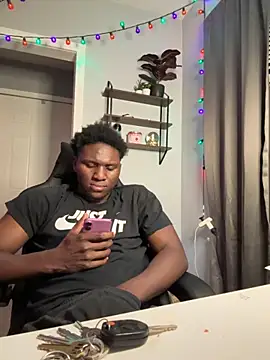 Festivitiesking1 online show from November 2025 04:05:01 AM