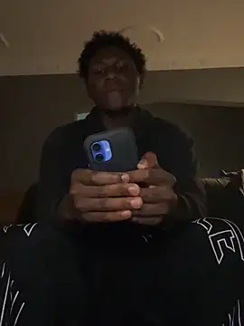 Festivitiesking1 online show from November 2025 03:00:02 AM