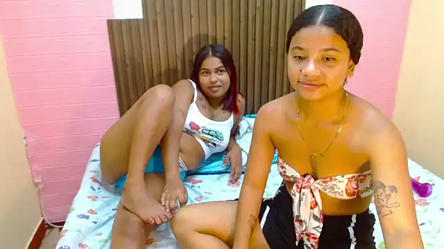 Snapshot of Angelica_Blue chatting on December 2025 06:31:02 PM Angelica Blue online show from December 2025 06:31:02 PM