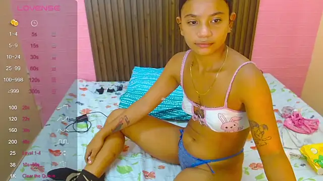 Snapshot of Angelica_Blue chatting on September 2025 04:12:02 PM Angelica Blue online show from September 2025 04:12:02 PM