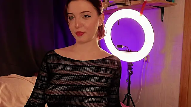 LisaVamp online show from November 2025 10:21:02 PM