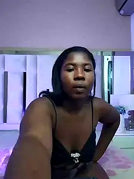 Snapshot of LaurennTyler chatting on December 2024 11:16:01 PM LaurennTyler online show from December 2024 11:16:01 PM