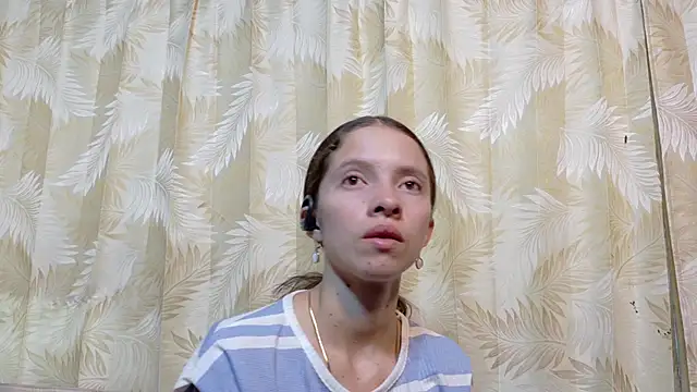sweetdam12 online show from September 2025 03:00:01 PM