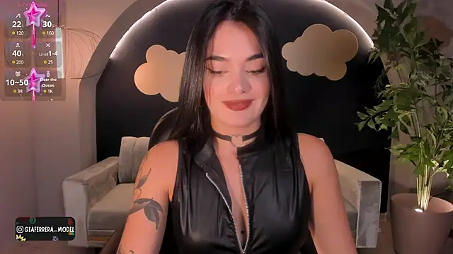 Snapshot of GiaFerrara chatting on March 2025 07:22:02 PM GiaFerrara online show from March 2025 07:22:02 PM