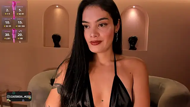 Snapshot of GiaFerrara chatting on February 2025 11:17:02 PM GiaFerrara online show from February 2025 11:17:02 PM
