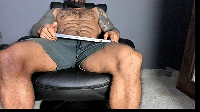 Brock hurn1 online show from November 2025 01:33:01 AM