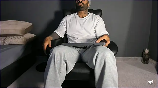 Brock hurn1 online show from January 2026 12:28:02 AM